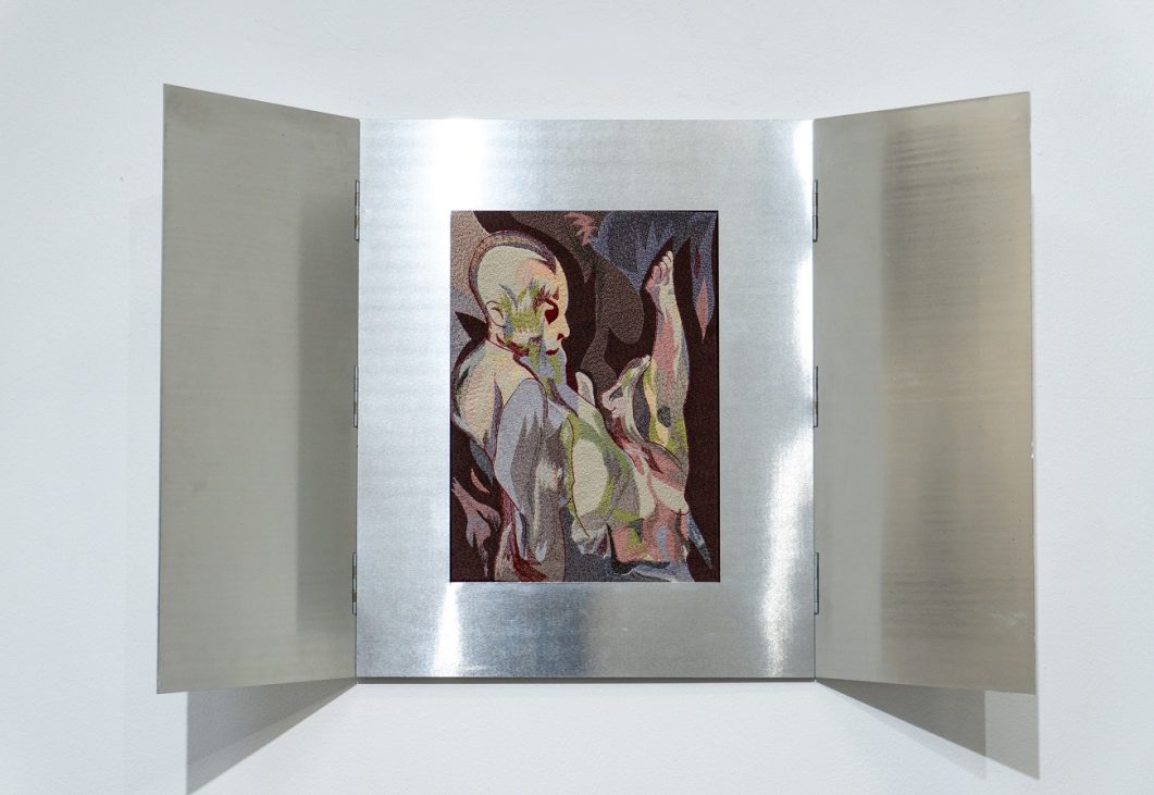 cristina chirila, cutia, relicvar afectiv desimbodiment, broderie textila, cutie din aluminiu, 60 x 97 cm, 2025