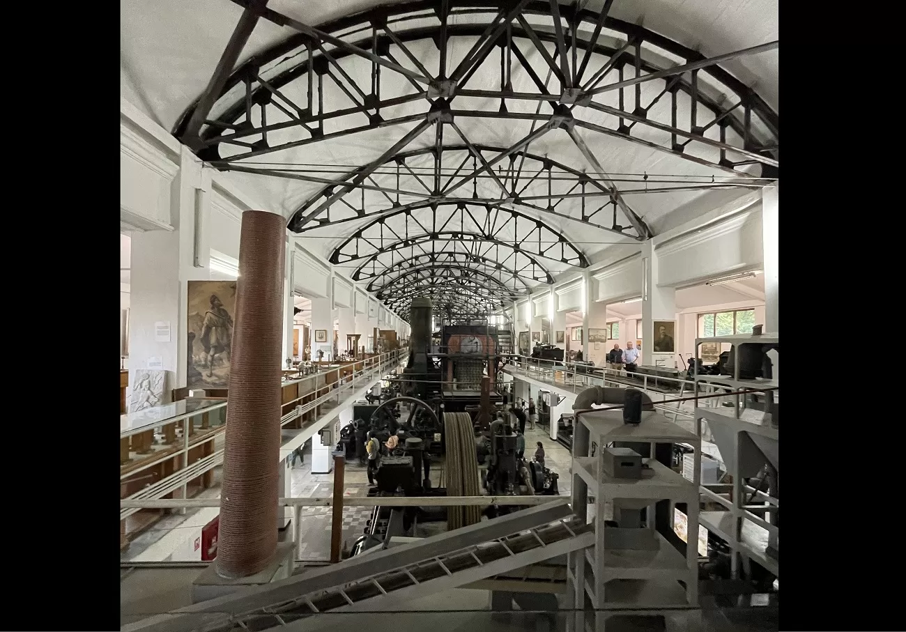 muzeul national tehnic, interior, curatorial