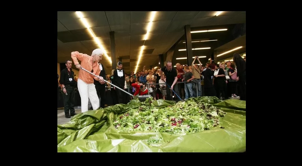 a.knowles, make a salad