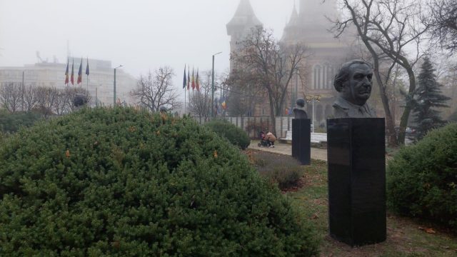 busturi parcul scudier, timisoara