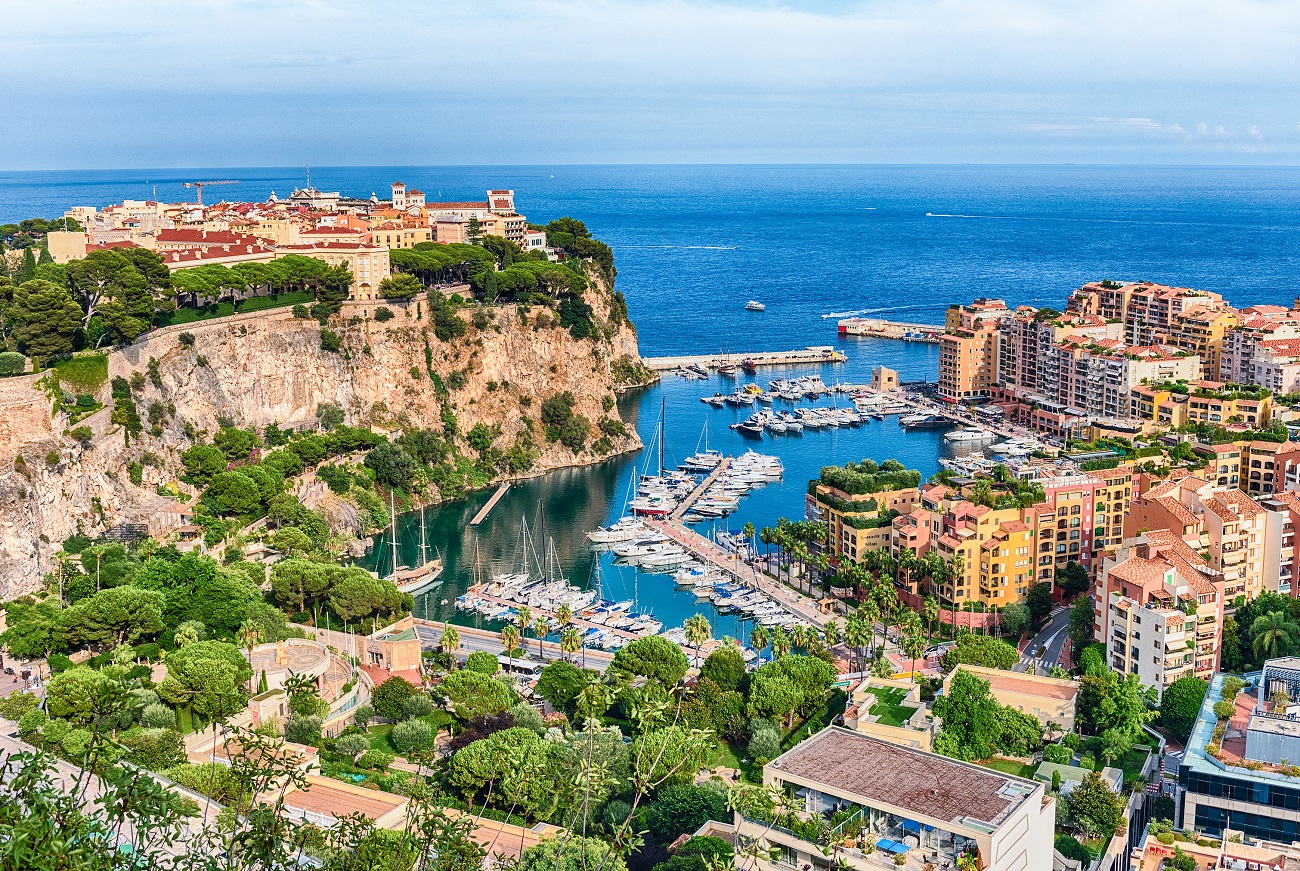 panoramic,view,of,monaco,city,and,the,port,of,fontvieille,