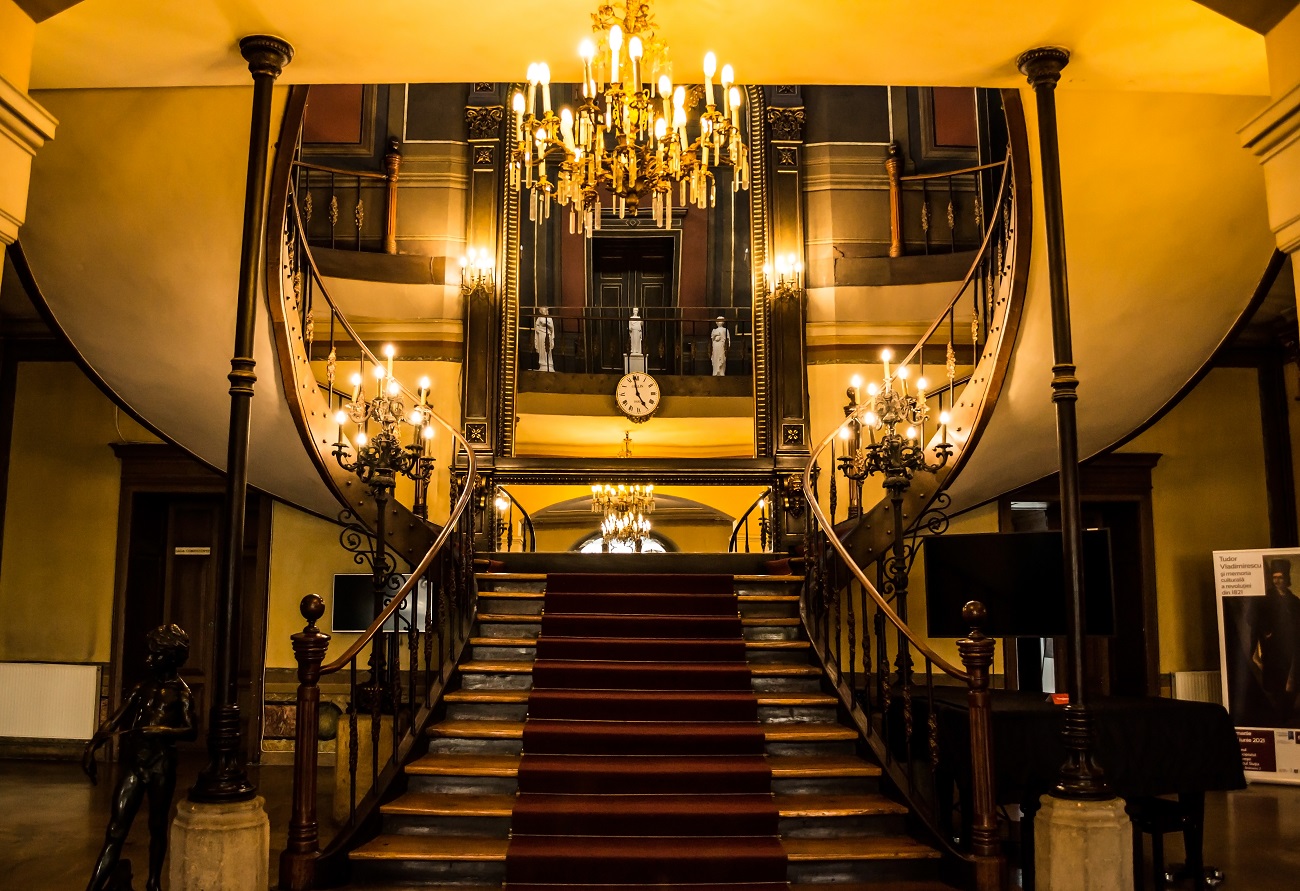 bucharest,,romania, ,march,28,,2021:,interior,of,the,sutu