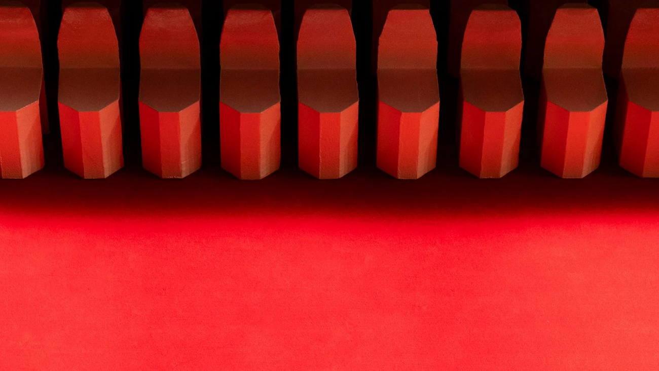 bottega veneta winter 2026 show set, max lamb