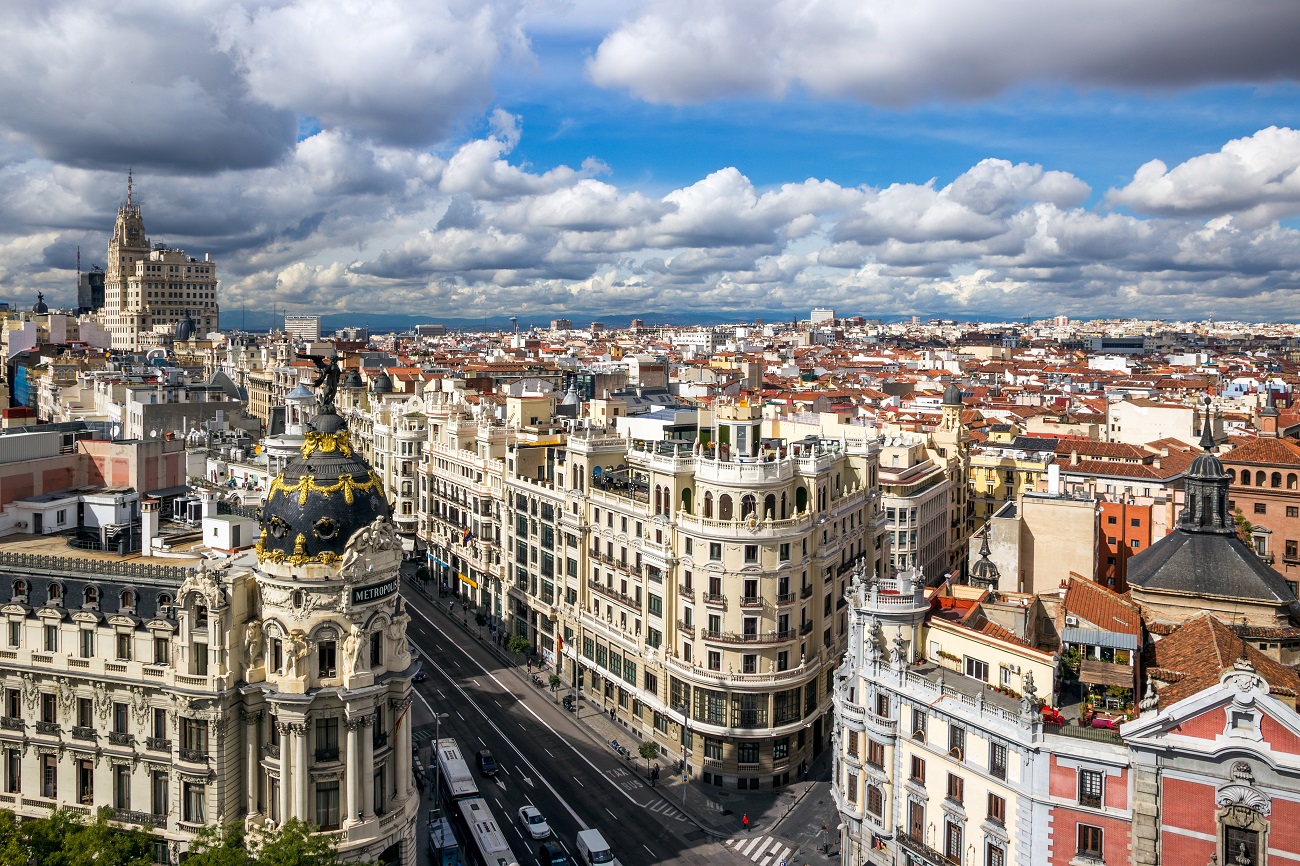 view,of,gran,vía,,madrids,famous,central,avenue,known,for