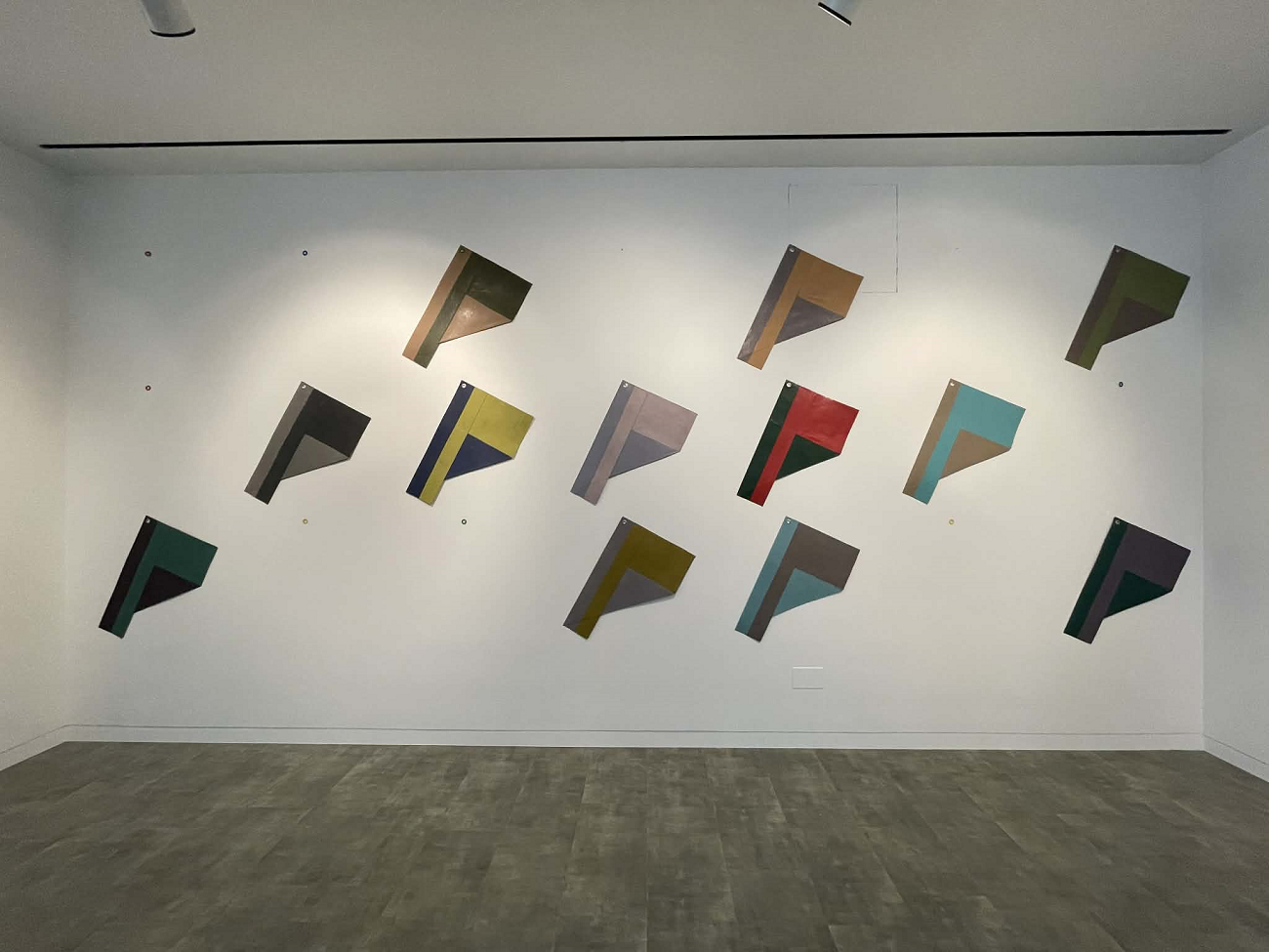 1 wild at heart and weird on top, annart, curatorial