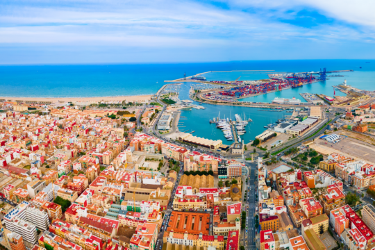 valencia, port, shutterstock, curatorial