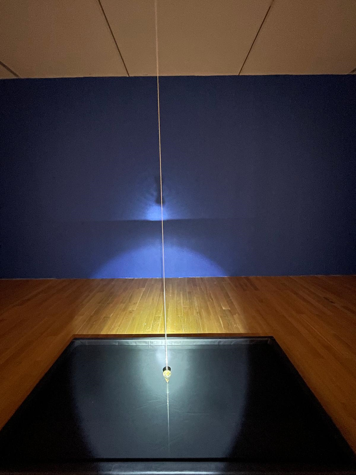 laurențiu ruță, pendul, apă, lanternă, curatorial