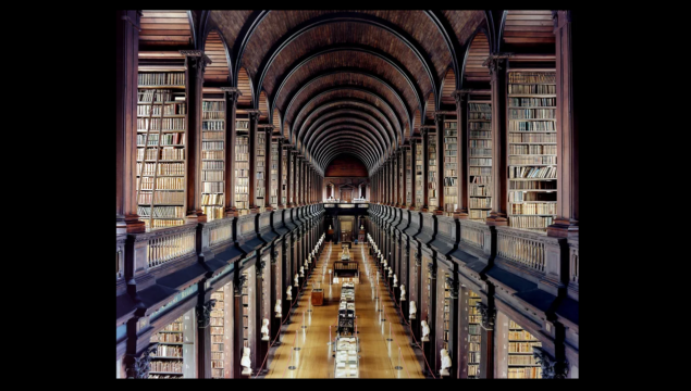 candida höfer, trinity college library dublin i 2004