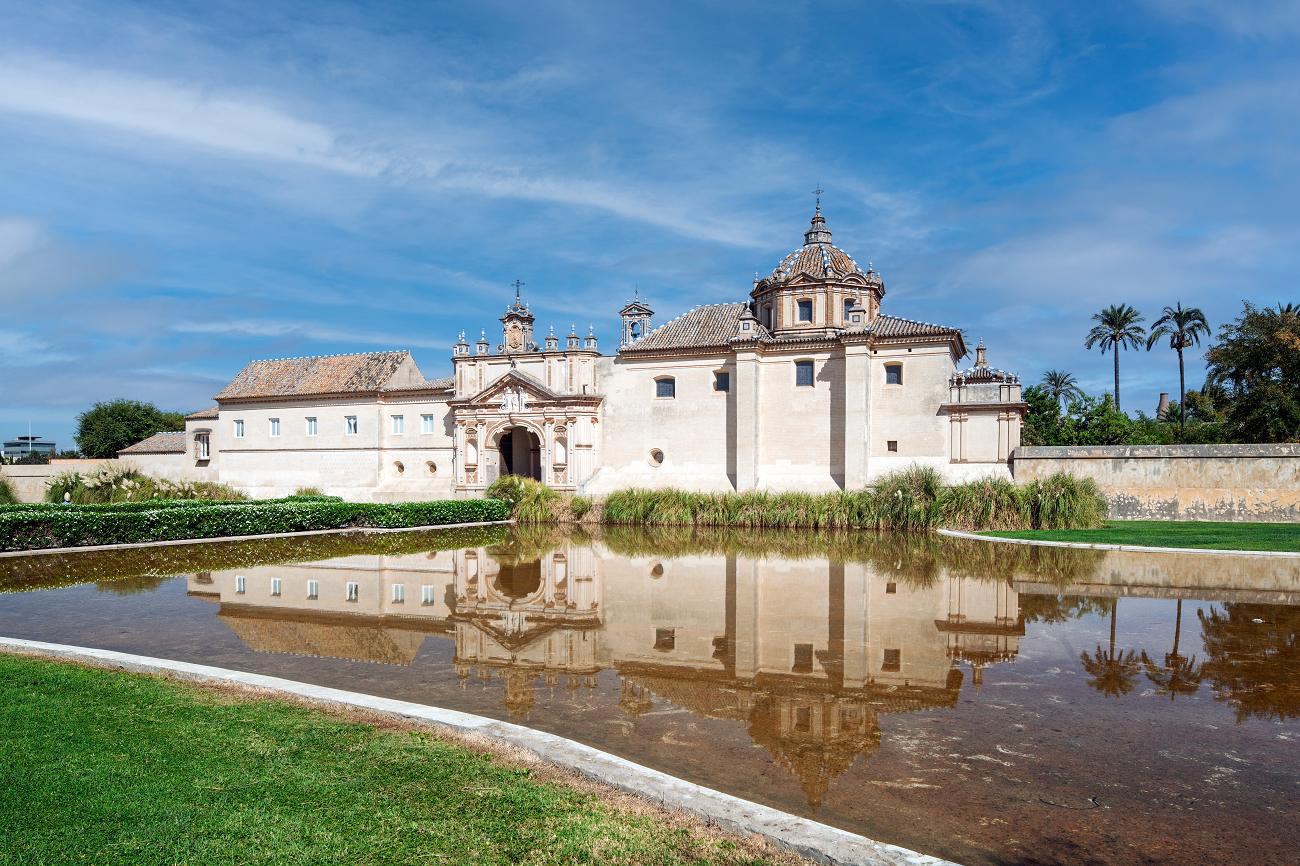 centro andaluz de arte contemporáneo, sevilla, shutterstock, curatorial