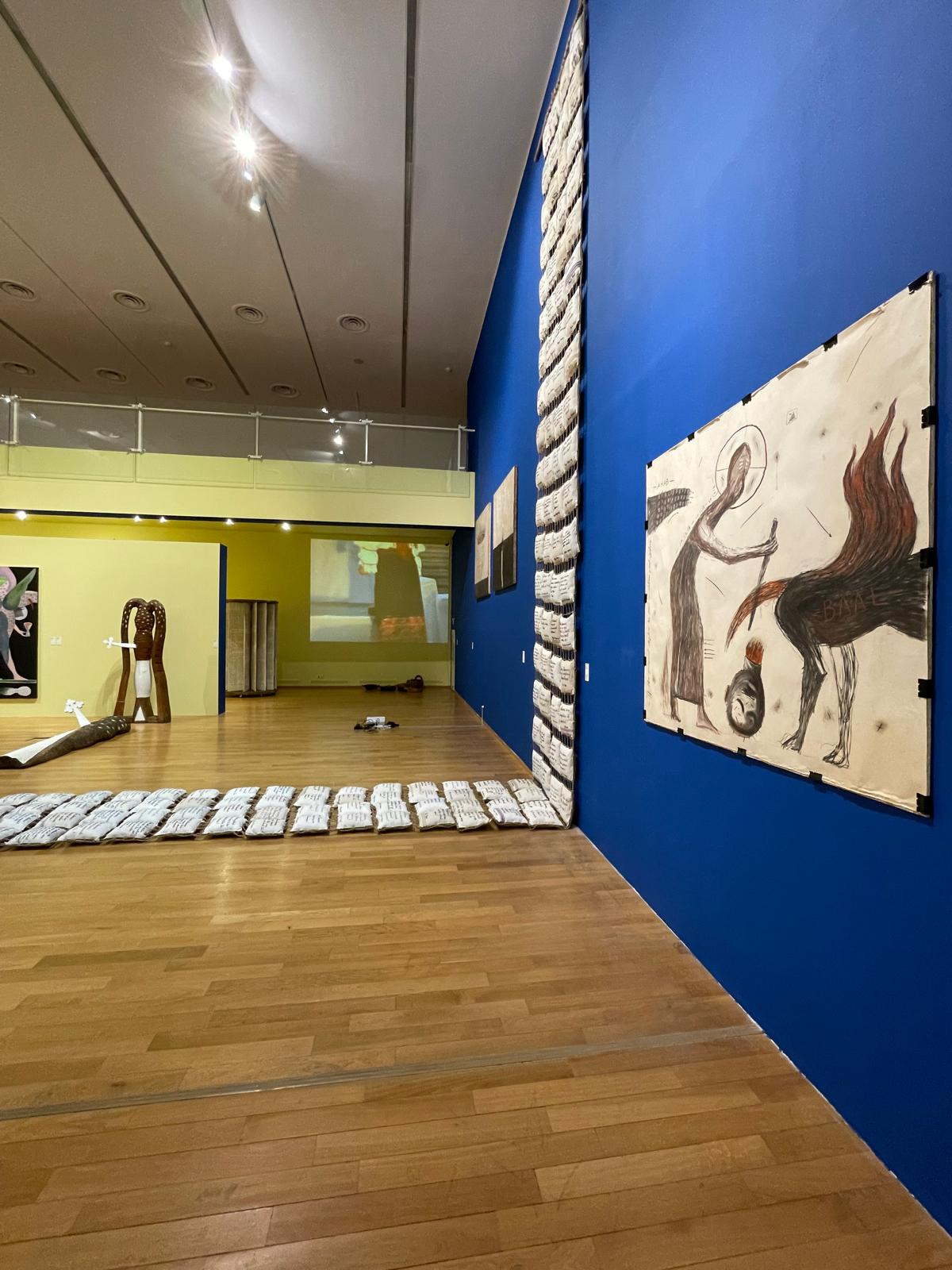 cruci îndoite. o retrospectivă victoria și marian zidaru 4, curatorial
