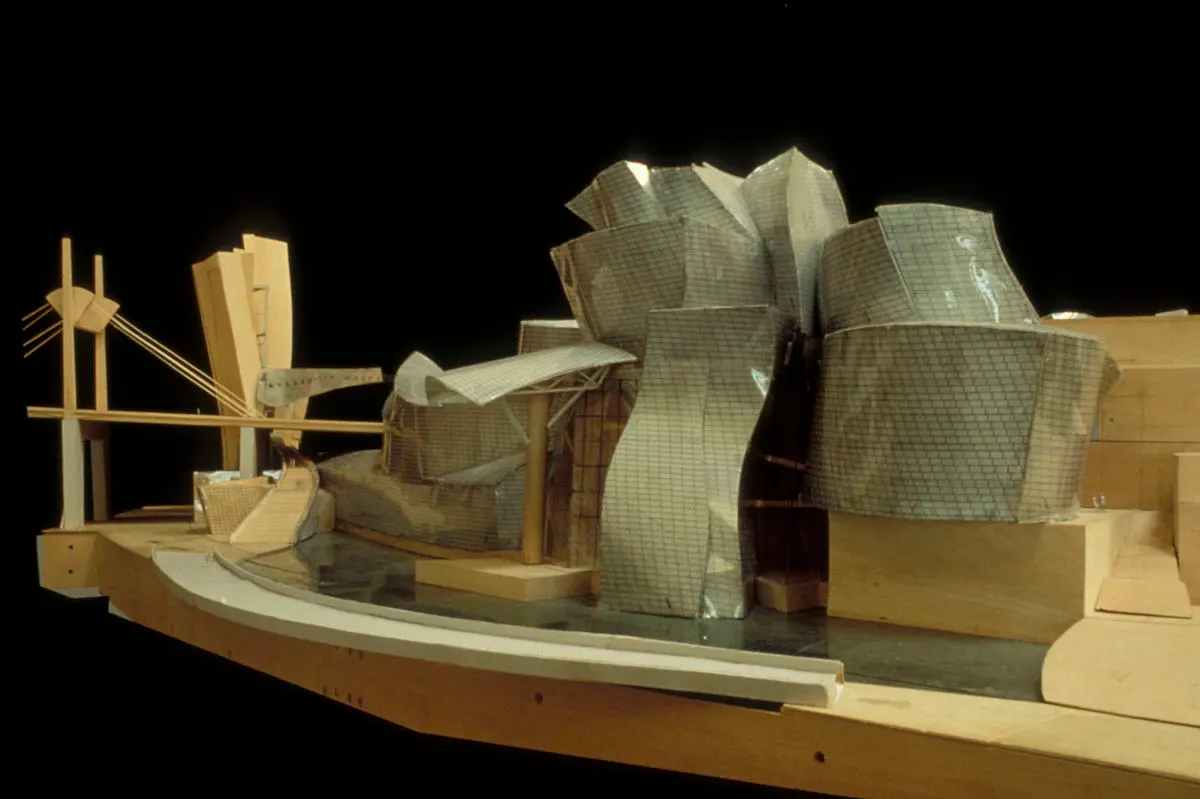 gehry, model pentru guggenheim bilbao