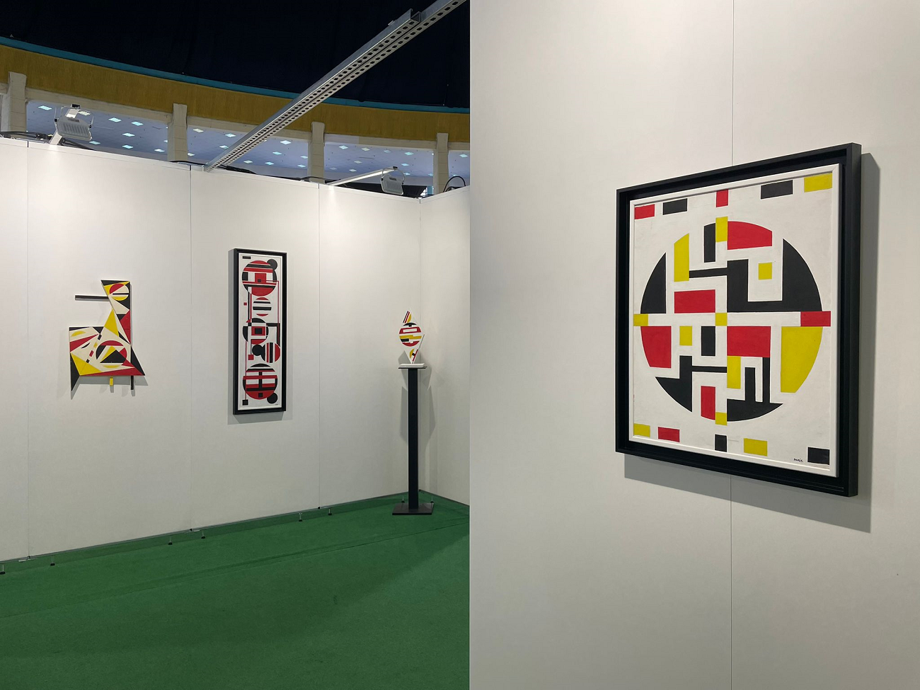 sandu darie, mobu, curatorial