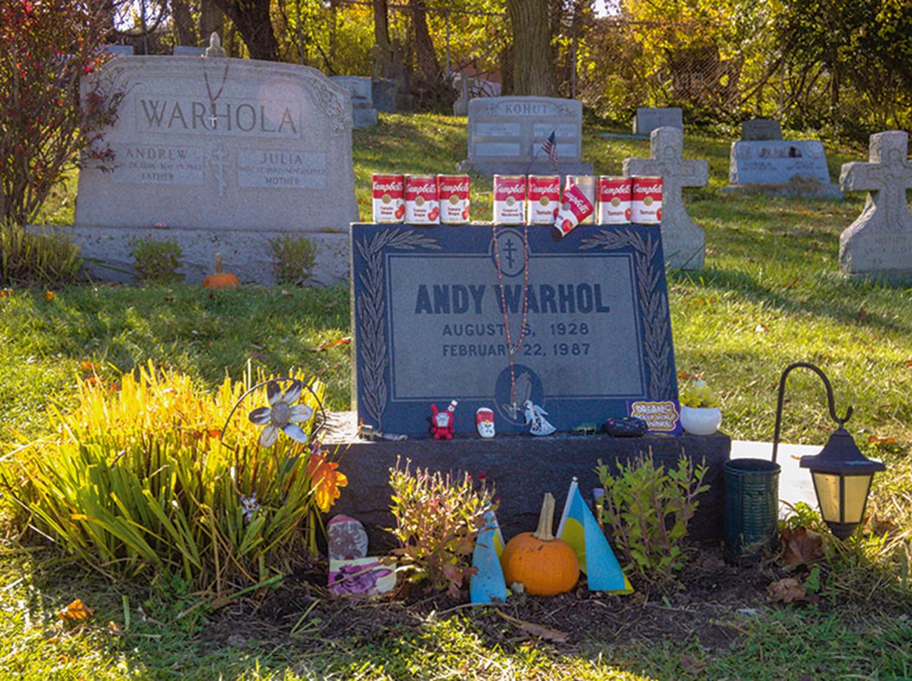 andy warhol grave