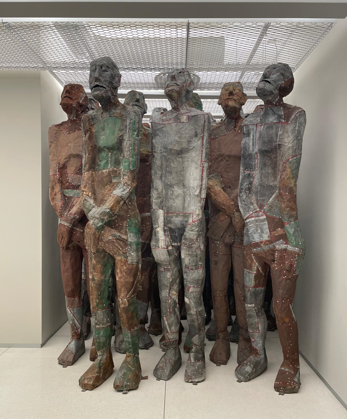 aurel vlad neliniștea unei lumi, curatorial