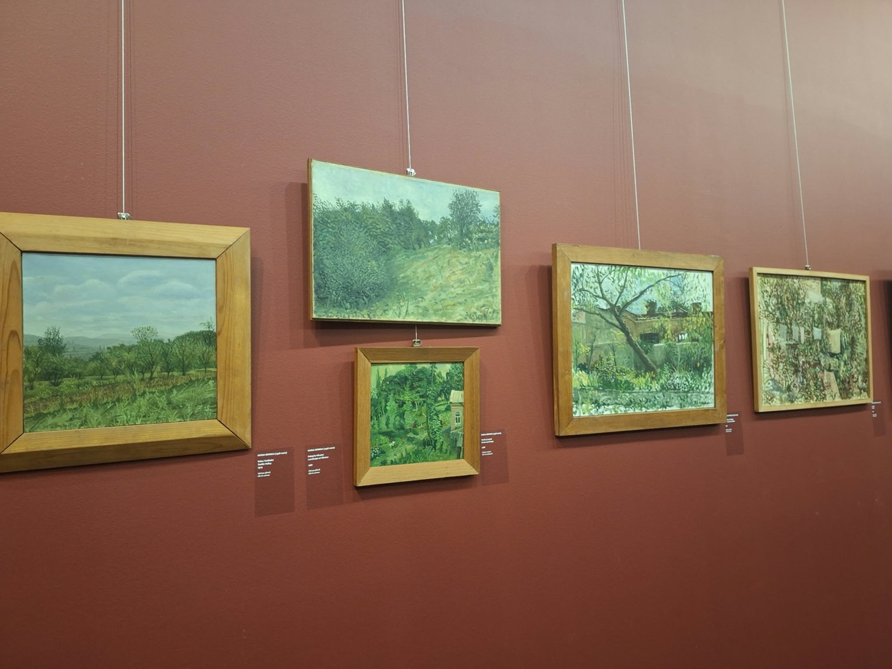 de garda7, curatorial