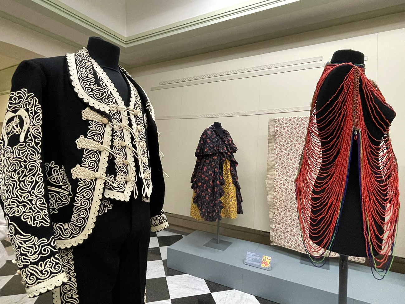 muzeul textilelor, met, mnar, curatorial 9