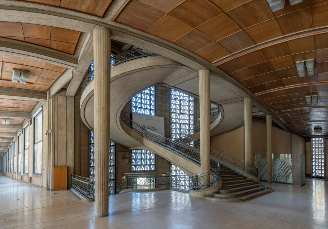 palatul iena, shutterstock, curatorial