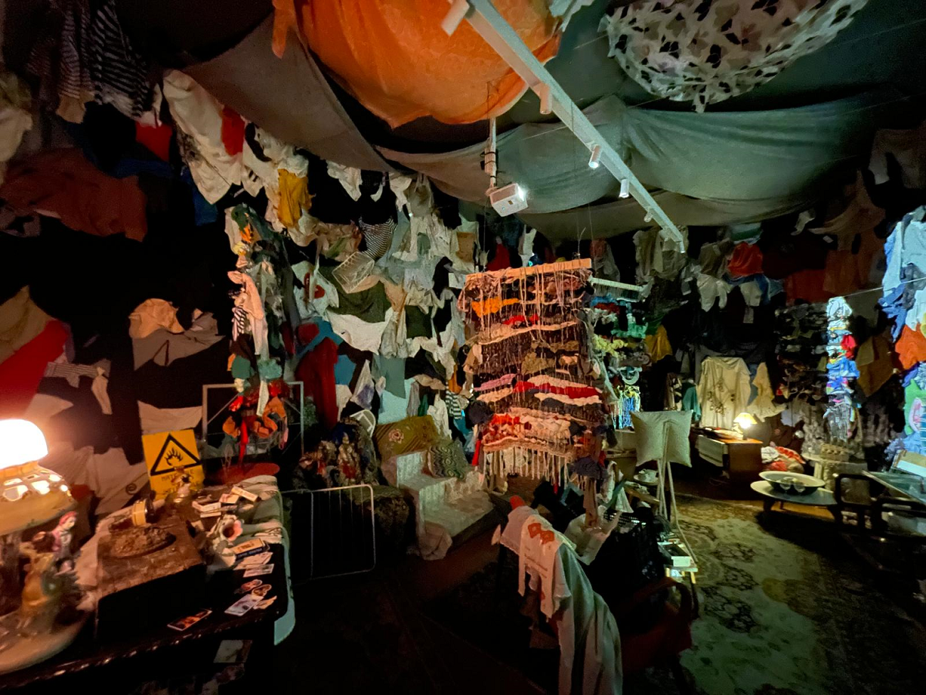 hoarding, sac berthelot, curatorial 10