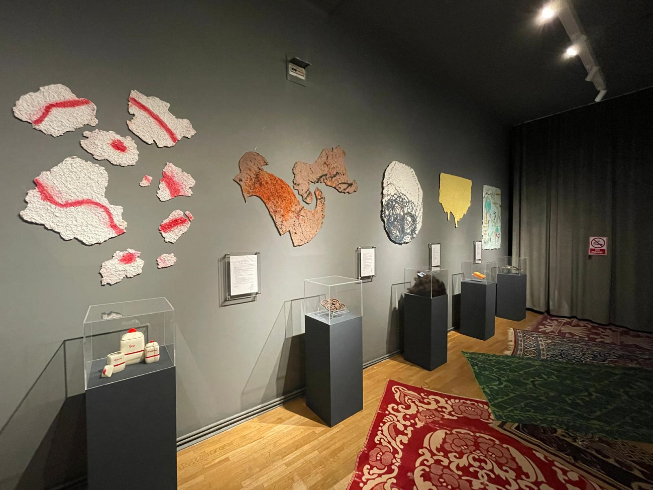 hoarding, sac berthelot, curatorial 3