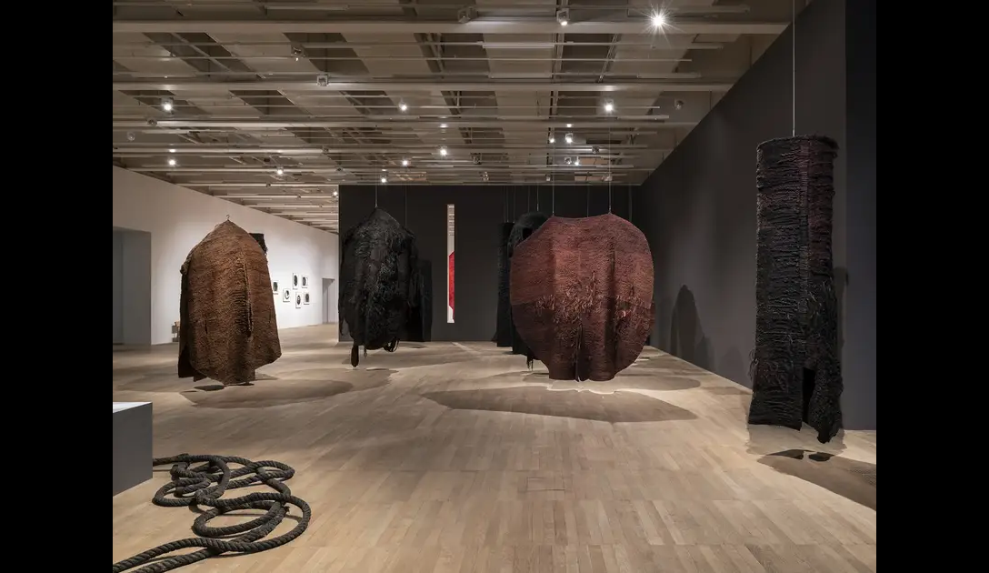 magdelena abakanowicz, tate modern