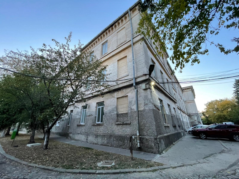 malmaison, 2026, curatorial