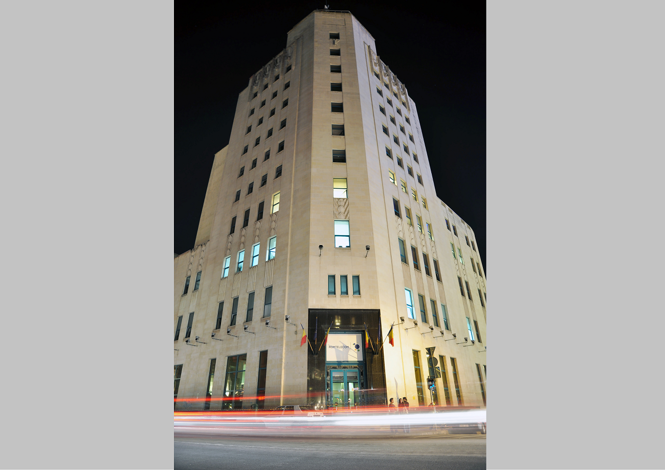 palatul telefoanelor, bucuresti, shutterstock, curatorial