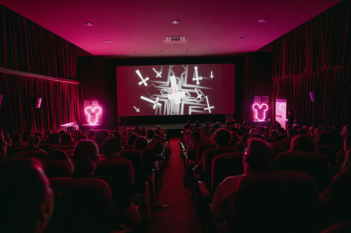 proiecție creepy animation night (photocredit mihai smeu), animest