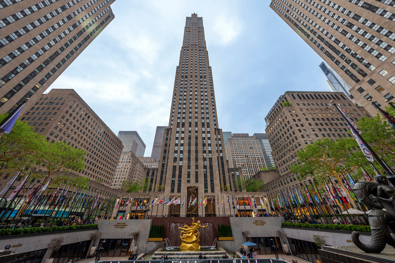 rockefeller center, new york, shutterstock, curatorial