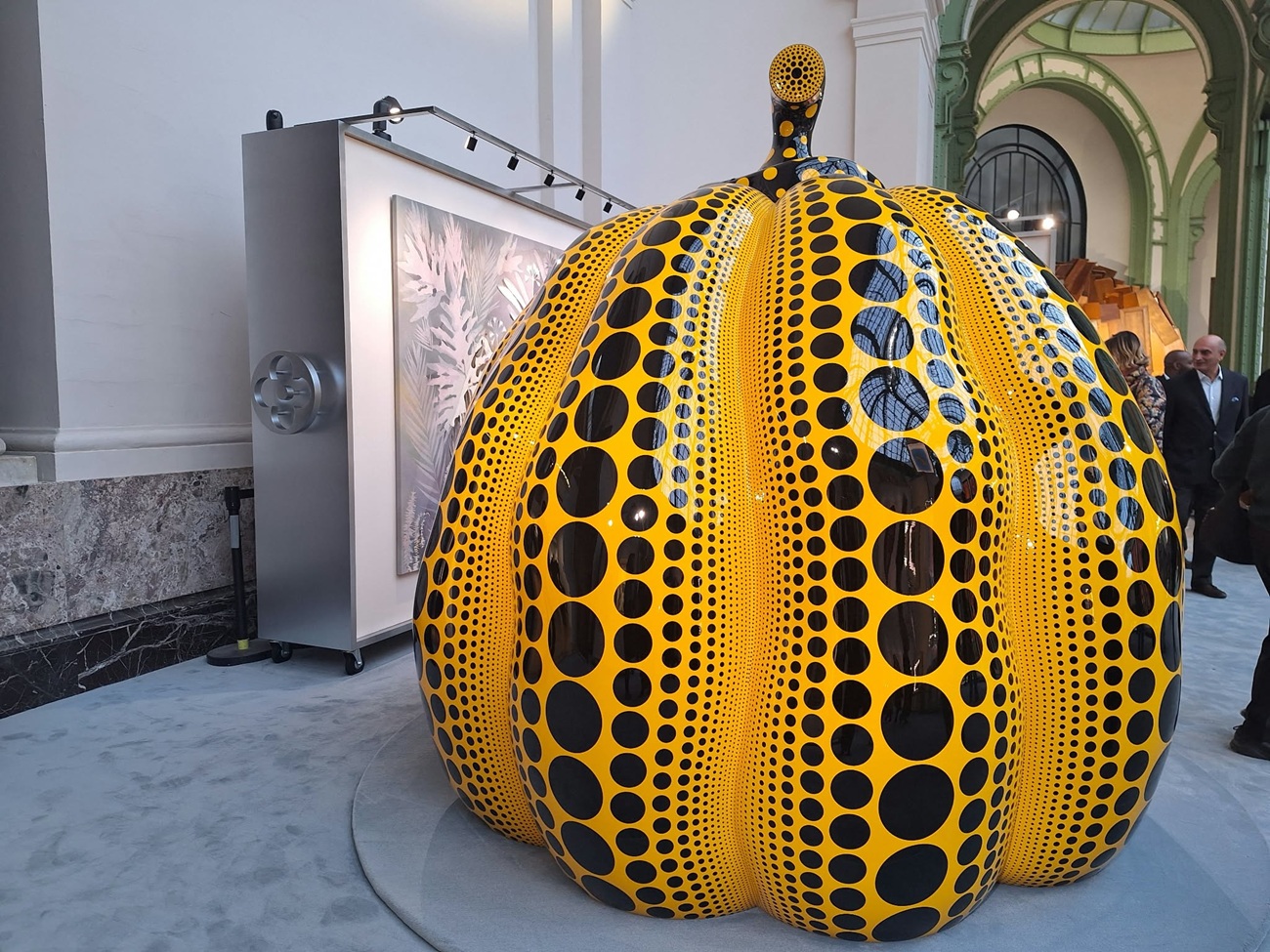 yayoi kusama, art basel, curatorial