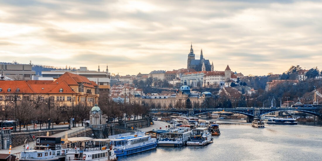 Explorator în Praga: 10+ obiective turistice care te vor inspira