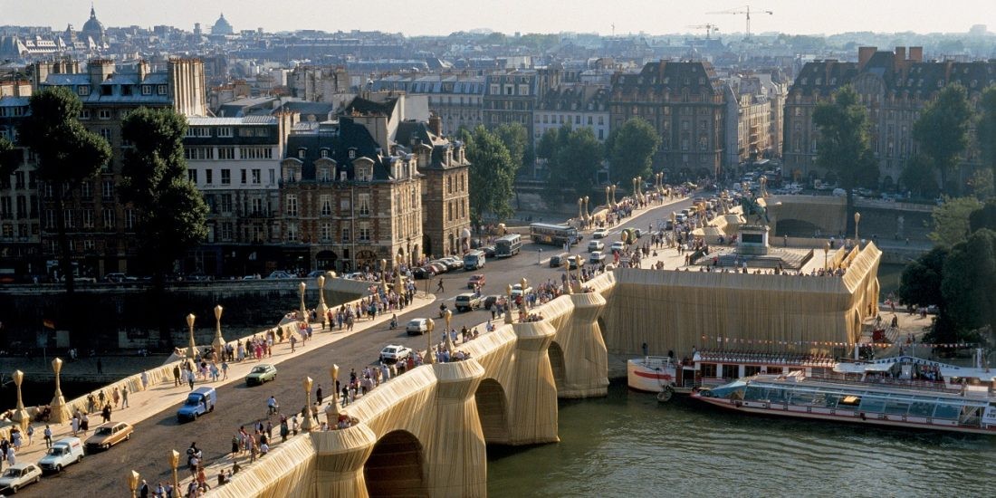 Cum a fost transformat Pont Neuf într-o monumentală operă de artă / galerie foto